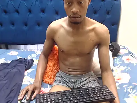 Snapshot of Mrshyguy194 chatting on 8, 11, 2025 Mrshyguy194 online show from 8, 11, 2025