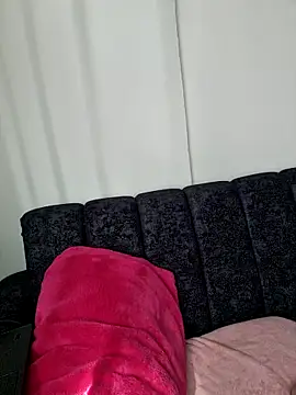 Snapshot of bambiluly chatting on 18, 12, 2025 bambiluly online show from 18, 12, 2025