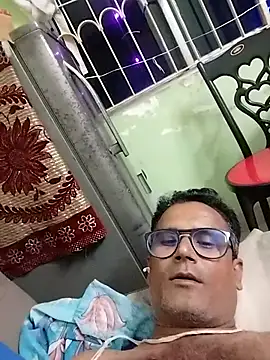Snapshot of sanu3286 chatting on 17, 10, 2025 sanu3286 online show from 17, 10, 2025