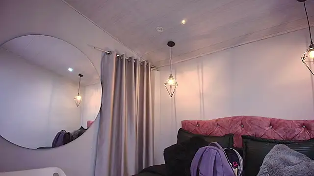 Snapshot of ivy_bonnie chatting on 26, 11, 2025 ivy bonnie online show from 26, 11, 2025