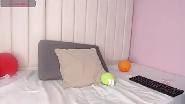 miel alisha online show from 26, 11, 2025