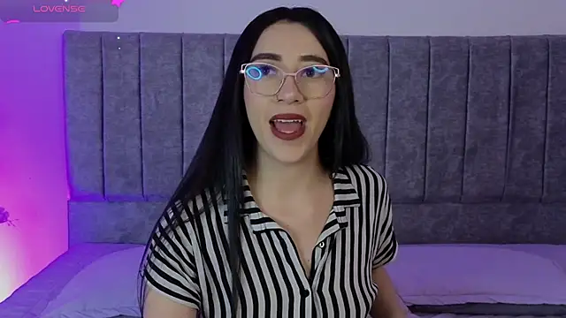 Snapshot of GabbieHill chatting on 3, 11, 2025 GabbieHill online show from 3, 11, 2025