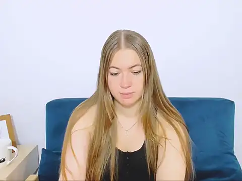 LeaNaughty online show from 25, 11, 2025