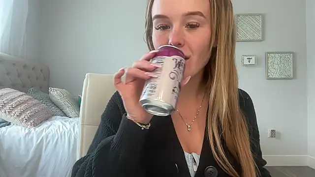 Snapshot of Amberjayxox0 chatting on 17, 11, 2025 Amberjayxox0 online show from 17, 11, 2025