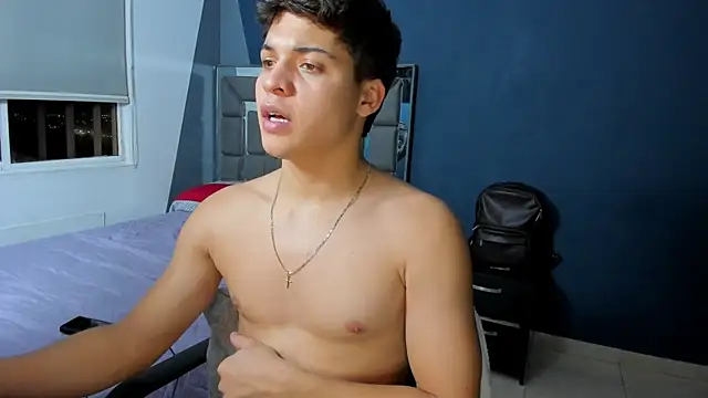 Snapshot of baby_david_03 chatting on 21, 10, 2025 baby david 03 online show from 21, 10, 2025