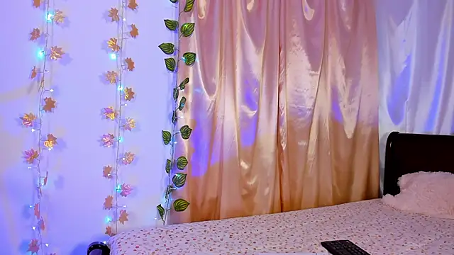 Milie yue online show from 11, 11, 2025