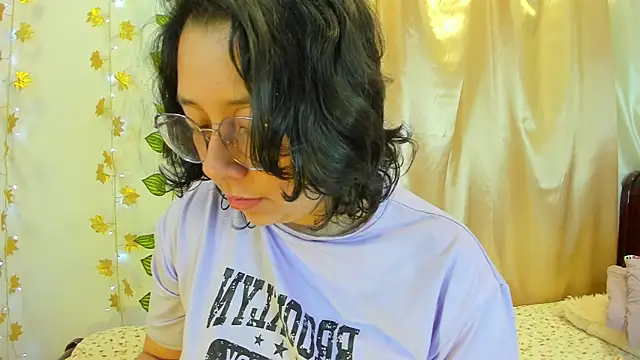 Milie yue online show from 5, 12, 2025