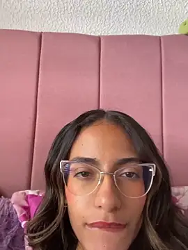 Snapshot of elegant__rouse chatting on 13, 12, 2025 elegant rouse online show from 13, 12, 2025