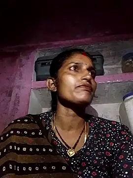 Snapshot of Pooja_shre chatting on 27, 10, 2025 Pooja shre online show from 27, 10, 2025