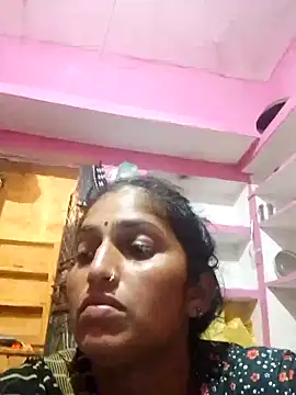 Snapshot of Pooja_shre chatting on 4, 11, 2025 Pooja shre online show from 4, 11, 2025