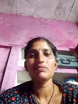 Snapshot of Pooja_shre chatting on 10, 11, 2025 Pooja shre online show from 10, 11, 2025