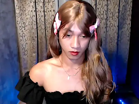 Snapshot of taylaxuxu chatting on 15, 12, 2025 taylaxuxu online show from 15, 12, 2025