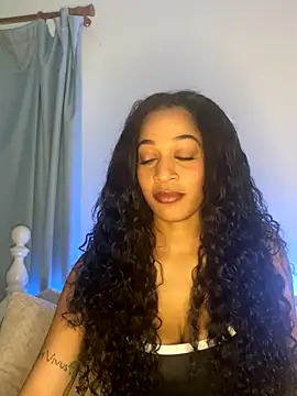 Dreamykaia online show from 6, 11, 2025