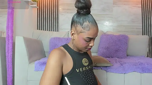 Snapshot of gigi_mane chatting on 27, 10, 2025 gigi mane online show from 27, 10, 2025