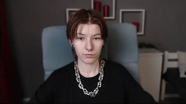 Snapshot of guitarandangell chatting on 25, 11, 2025 guitarandangell online show from 25, 11, 2025