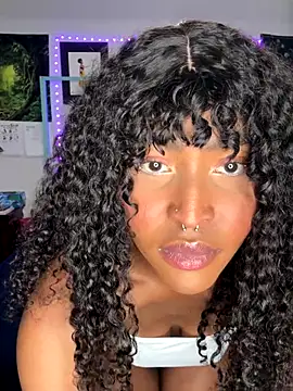 Snapshot of DaisyMynx chatting on 2, 11, 2025 DaisyMynx online show from 2, 11, 2025