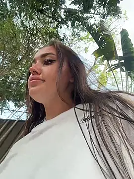 KiraSunshine online show from 6, 3, 2026