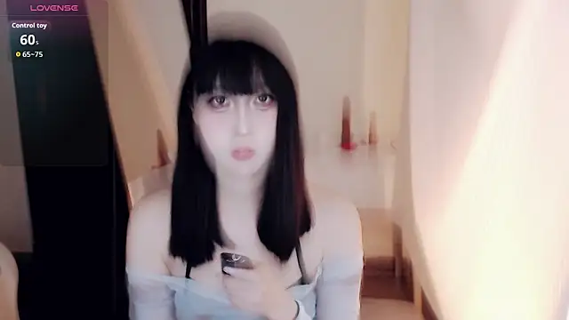 Snapshot of Xiaowen-wen chatting on 21, 10, 2025 Xiaowen-wen online show from 21, 10, 2025