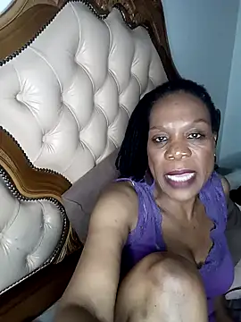 Snapshot of Hotcougar chatting on 5, 11, 2025 Hotcougar online show from 5, 11, 2025