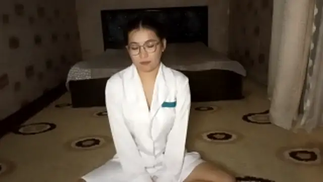 LinneaHyles online show from 4, 12, 2025