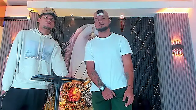 Snapshot of handsome_boys22 chatting on 24, 10, 2025 handsome boys22 online show from 24, 10, 2025