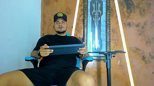 handsome boys22 online show from 18, 1, 2026