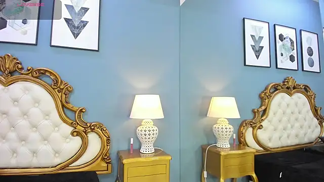 Snapshot of MiaCassel chatting on 17, 11, 2025 MiaCassel online show from 17, 11, 2025