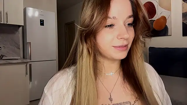 Snapshot of Babymoney_2007 chatting on 3, 11, 2025 Babymoney 2007 online show from 3, 11, 2025