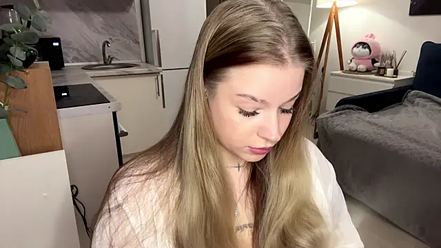 Snapshot of Babymoney_2007 chatting on 22, 11, 2025 Babymoney 2007 online show from 22, 11, 2025