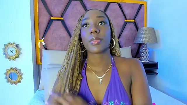 Snapshot of BritneyWalkers chatting on 22, 11, 2025 BritneyWalkers online show from 22, 11, 2025