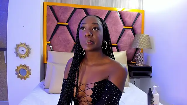 Snapshot of BritneyWalkers chatting on 26, 11, 2025 BritneyWalkers online show from 26, 11, 2025