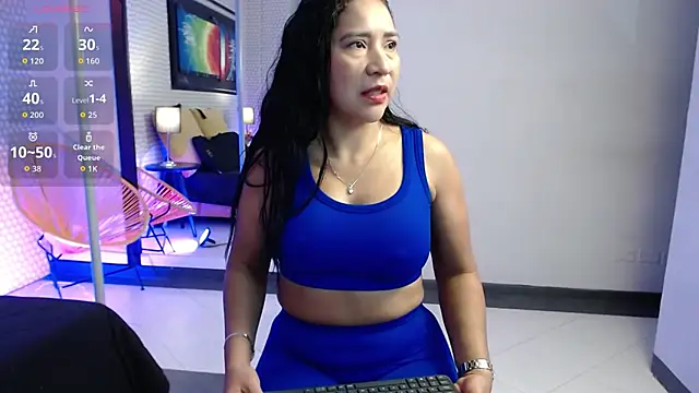 Snapshot of SashaaVixen chatting on 29, 10, 2025 SashaaVixen online show from 29, 10, 2025