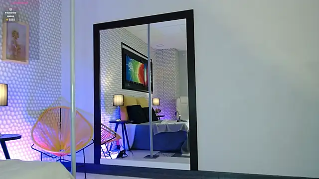 Snapshot of SashaaVixen chatting on 3, 12, 2025 SashaaVixen online show from 3, 12, 2025