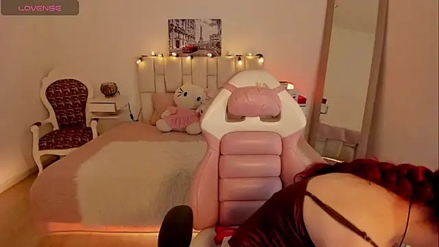 Amaraa couper1 online show from 31, 10, 2025