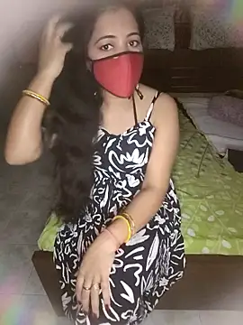 Snapshot of Dipu_cute chatting on 8, 11, 2025 Dipu cute online show from 8, 11, 2025