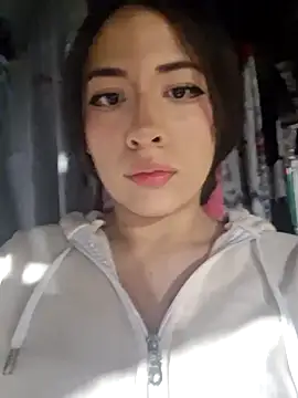 Snapshot of chloebrownn03 chatting on 14, 11, 2025 chloebrownn03 online show from 14, 11, 2025