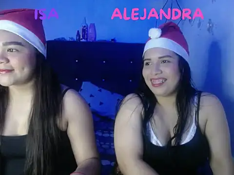 Snapshot of 2moons_full_of_love chatting on 2, 12, 2025 2moons full of love online show from 2, 12, 2025