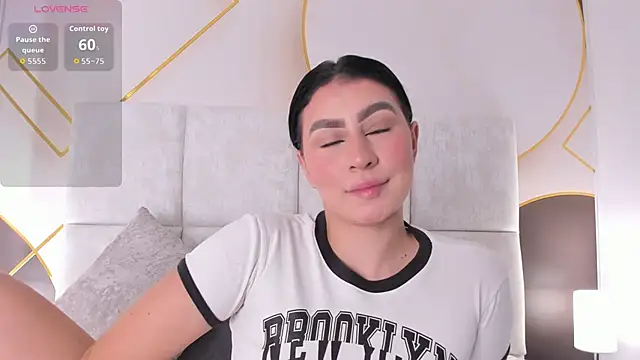 caroo giraldo  online show from 5, 2, 2026