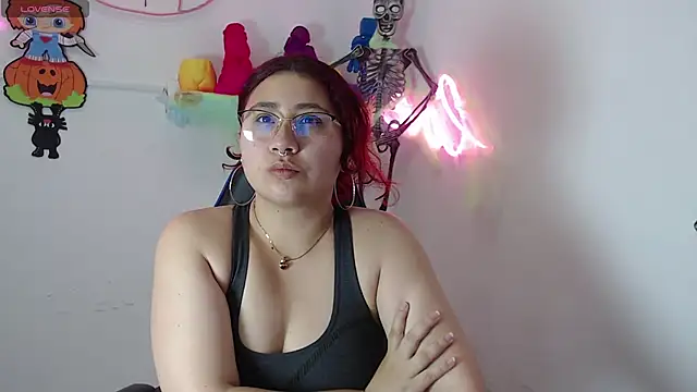 littlee red online show from 29, 10, 2025