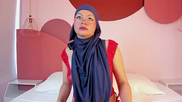 Snapshot of SophiaBeckerr chatting on 17, 11, 2025 SophiaBeckerr online show from 17, 11, 2025