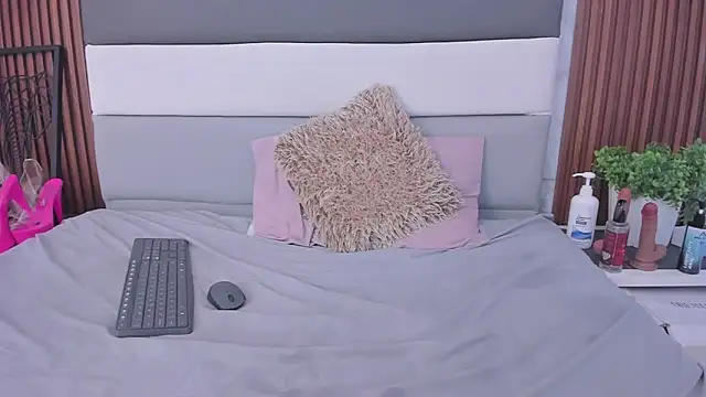 Snapshot of TAYLORMEYER1 chatting on 29, 11, 2025 TAYLORMEYER1 online show from 29, 11, 2025