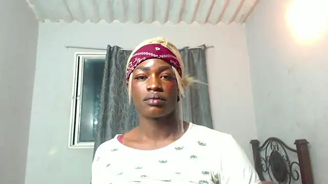 TheXEbonyxxx online show from 17, 12, 2025