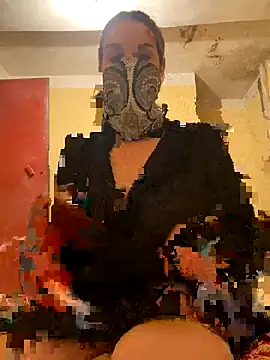 Snapshot of SaraChouchou chatting on 22, 10, 2025 SaraChouchou online show from 22, 10, 2025