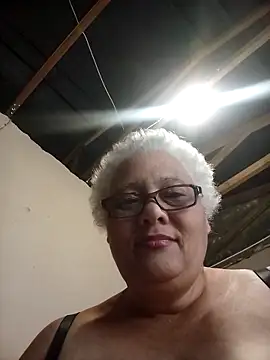 Snapshot of juicyboode chatting on 22, 10, 2025 juicyboode online show from 22, 10, 2025