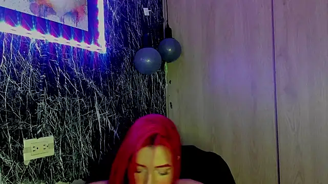 sweetcherryyy  online show from 5, 11, 2025