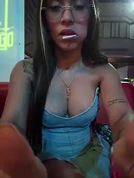 Snapshot of KIMBERLYPULIDO chatting on 18, 10, 2025 KIMBERLYPULIDO online show from 18, 10, 2025
