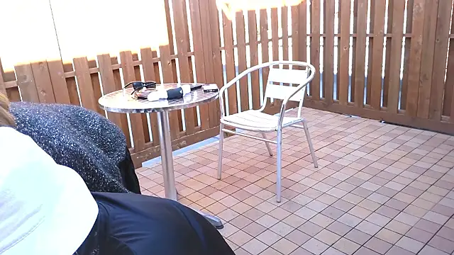 Snapshot of Yamato_1225 chatting on 8, 11, 2025 Yamato 1225 online show from 8, 11, 2025