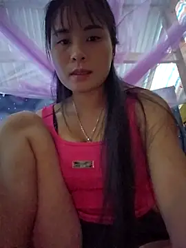 Snapshot of Squirrel-Pear chatting on 15, 11, 2025 Squirrel-Pear online show from 15, 11, 2025