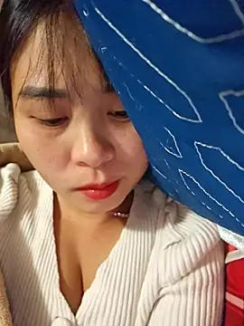 Snapshot of Squirrel-Pear chatting on 30, 11, 2025 Squirrel-Pear online show from 30, 11, 2025