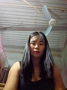 Snapshot of Squirrel-Pear chatting on 3, 12, 2025 Squirrel-Pear online show from 3, 12, 2025